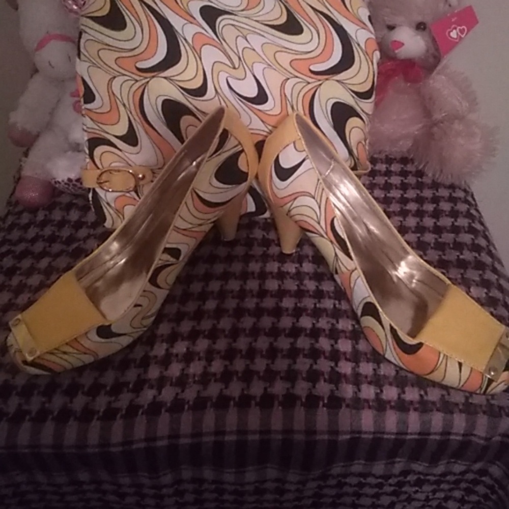Shoes and matching purse